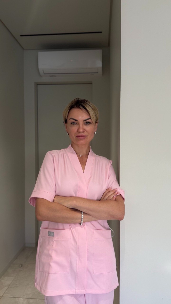 Галина Різник у клініці